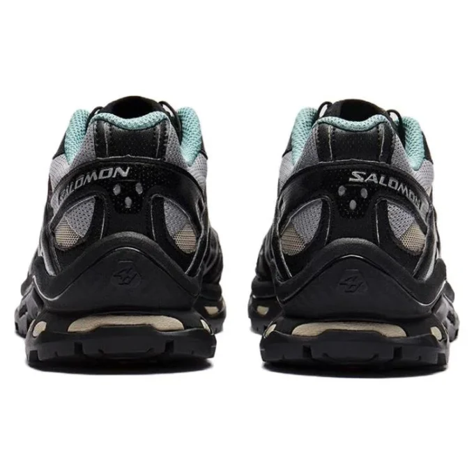 Salomon XT-QUEST „Black“